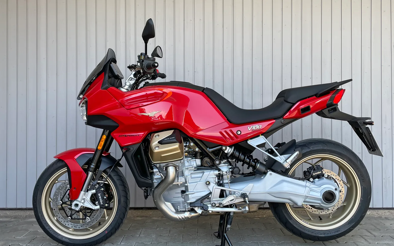 Moto Guzzi V100 Mandello