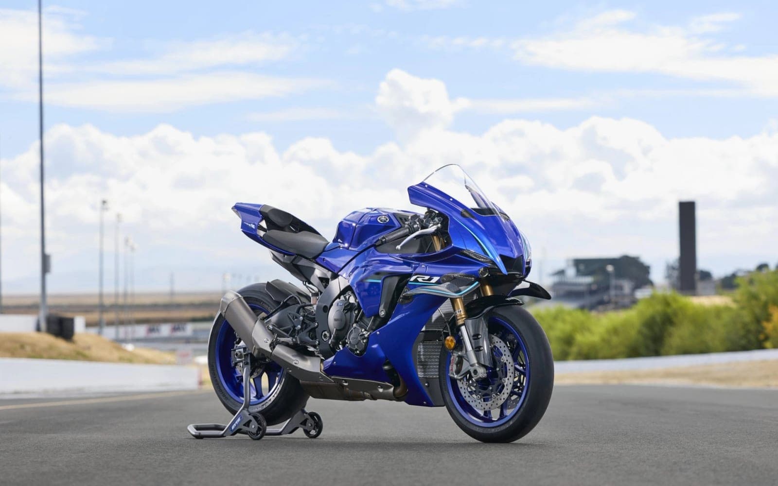 Yamaha YZF-R1