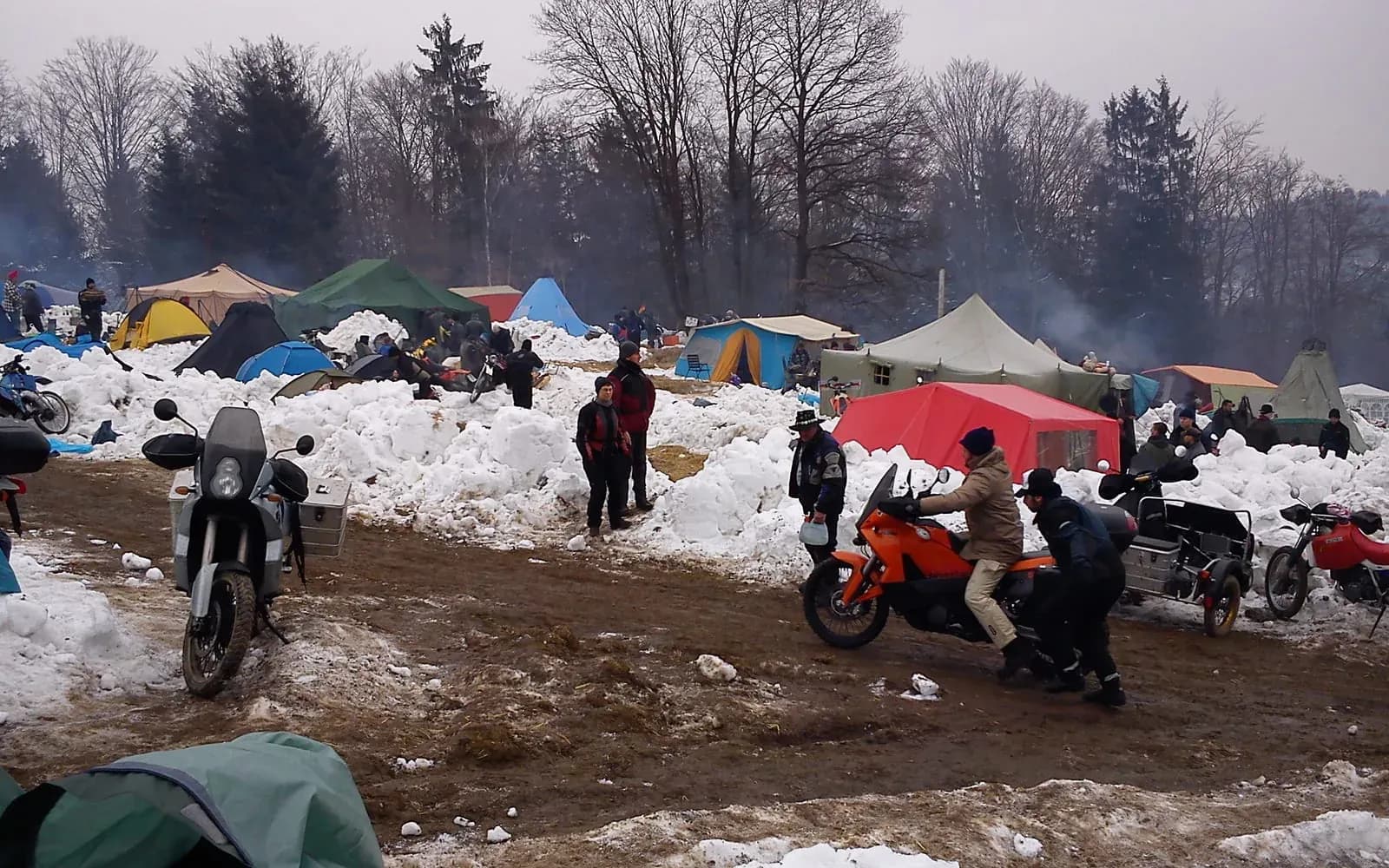 Het Olifantentreffen: de grote wintertest van het motorrijden