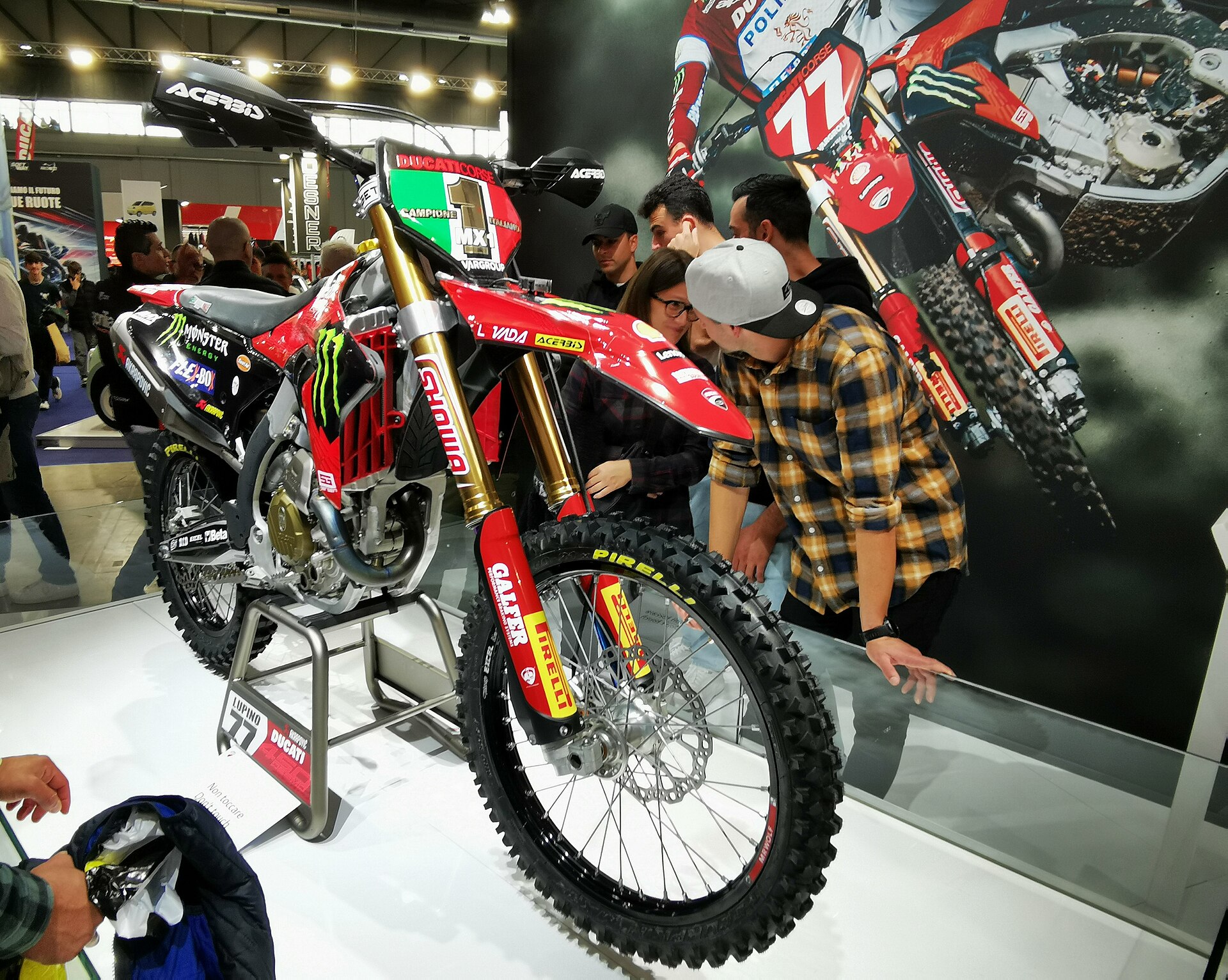 Ducati Desmo450 EDS: de eerste straatlegale enduro uit Borgo Panigale