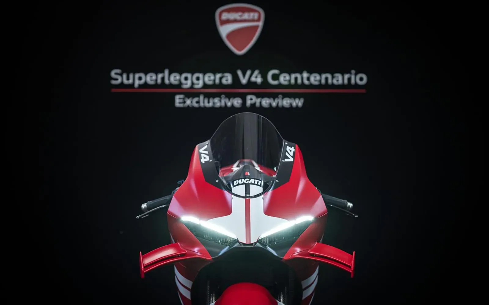 Ducati viert 100 jaar met de Superleggera V4 Centenario