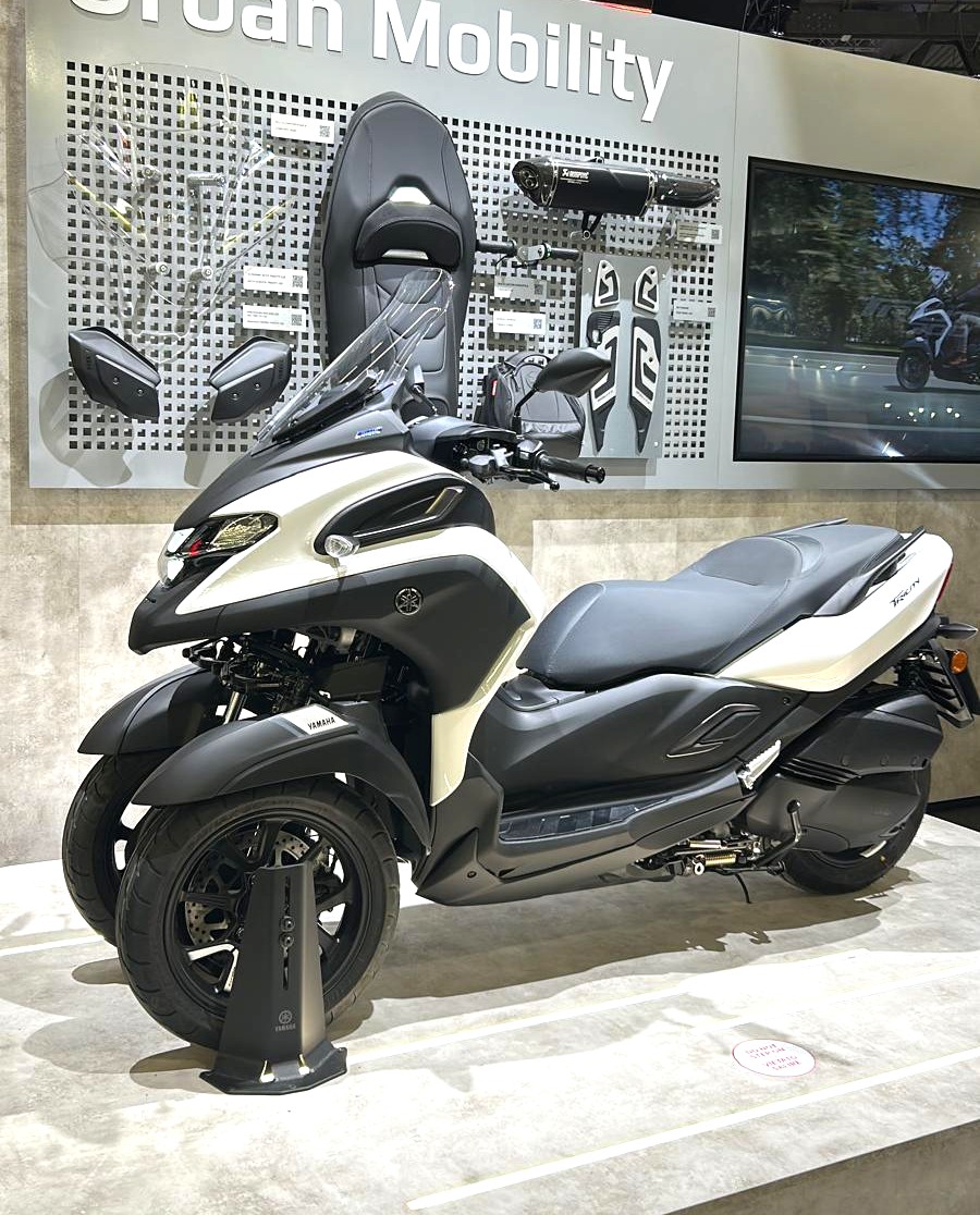 Een scooterairbag die met je meegaat: het nieuwe veiligheidsidee van Autoliv en Yamaha